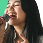 Aprenda cantar com esse novo aplicativo de aulas de canto