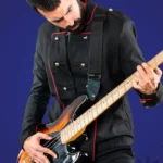 Aprender em casa: os melhores aplicativos para aprender a tocar guitarra