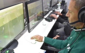 a tecnologia do rbitro de v deo usada nos jogos da copa do mundo na r ssia 138a3ff6