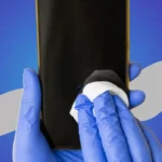 Descubra como limpar o alto-falante do celular rapidamente