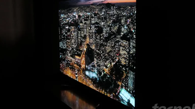o que oled conhe a as vantagens da tecnologia usada em telas 8be2d955