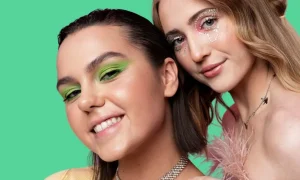 conhe a o aplicativo com dicas de maquiagem para os olhos 50a6d198