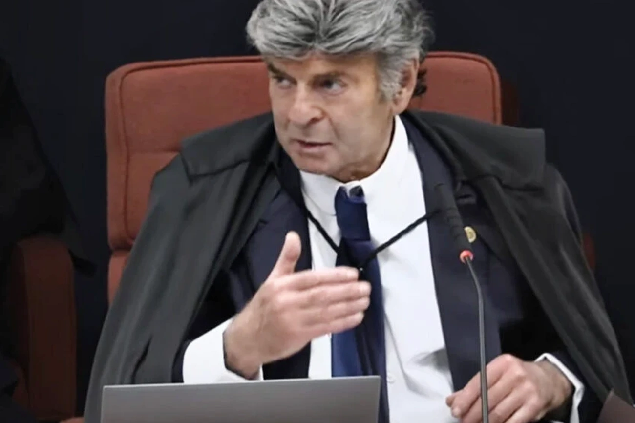 STFs Luiz Fux Approves Landmark $6.5B Deal to Save BRB Bank Now