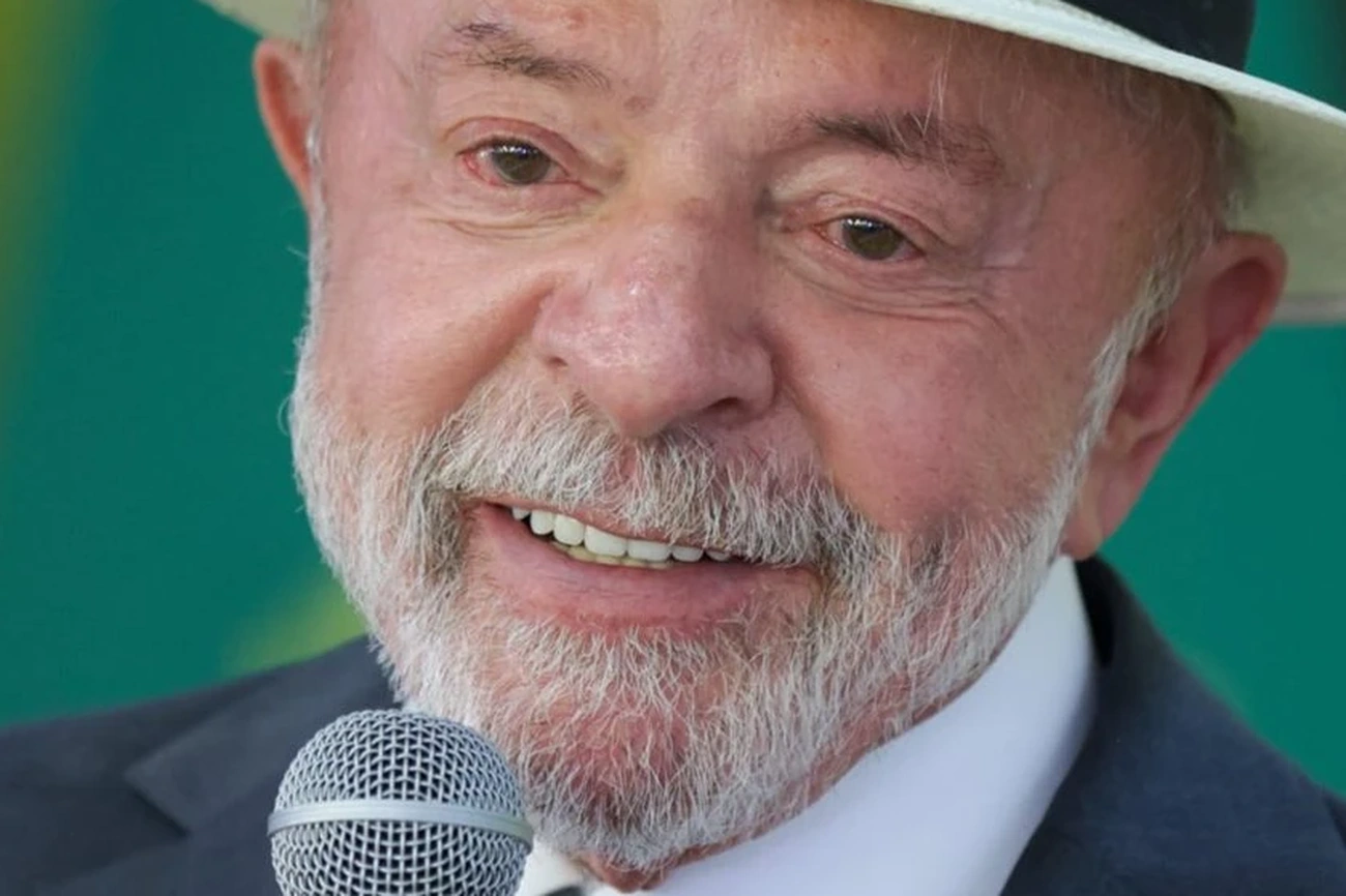 Lula Hails Historic Win as Brazil Approves 42-Hour Workweek Limit Today