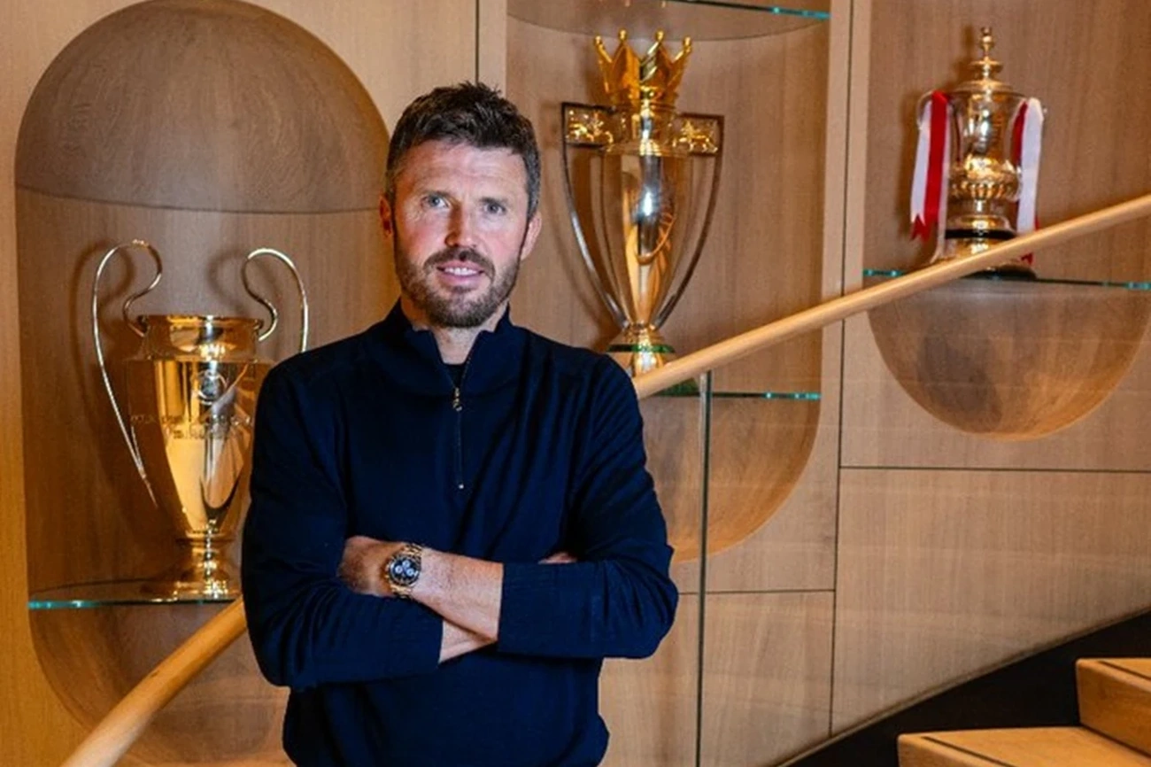 Manchester United confirma Michael Carrick como treinador a tempo de liderar a equipe com força novamente