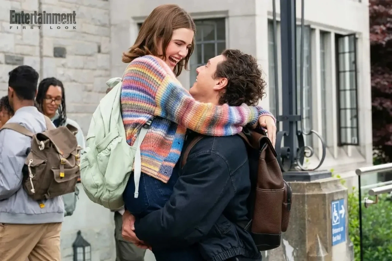 Why Off Campus Became a Huge Hit Among Women Over 35 Today
