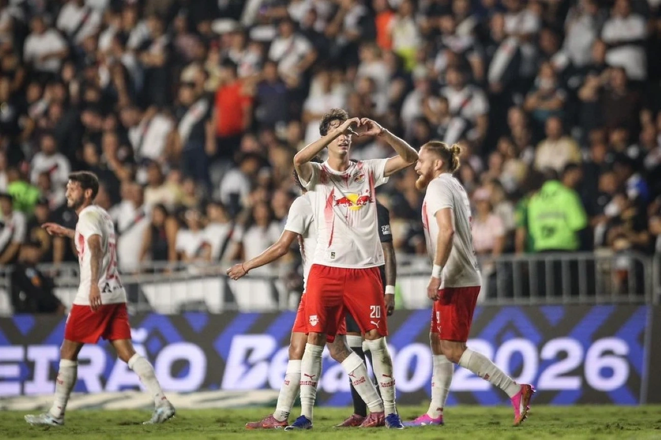 Red Bull Bragantino vence Vasco por 3 x 0 hoje no São Januário e entra no G-4