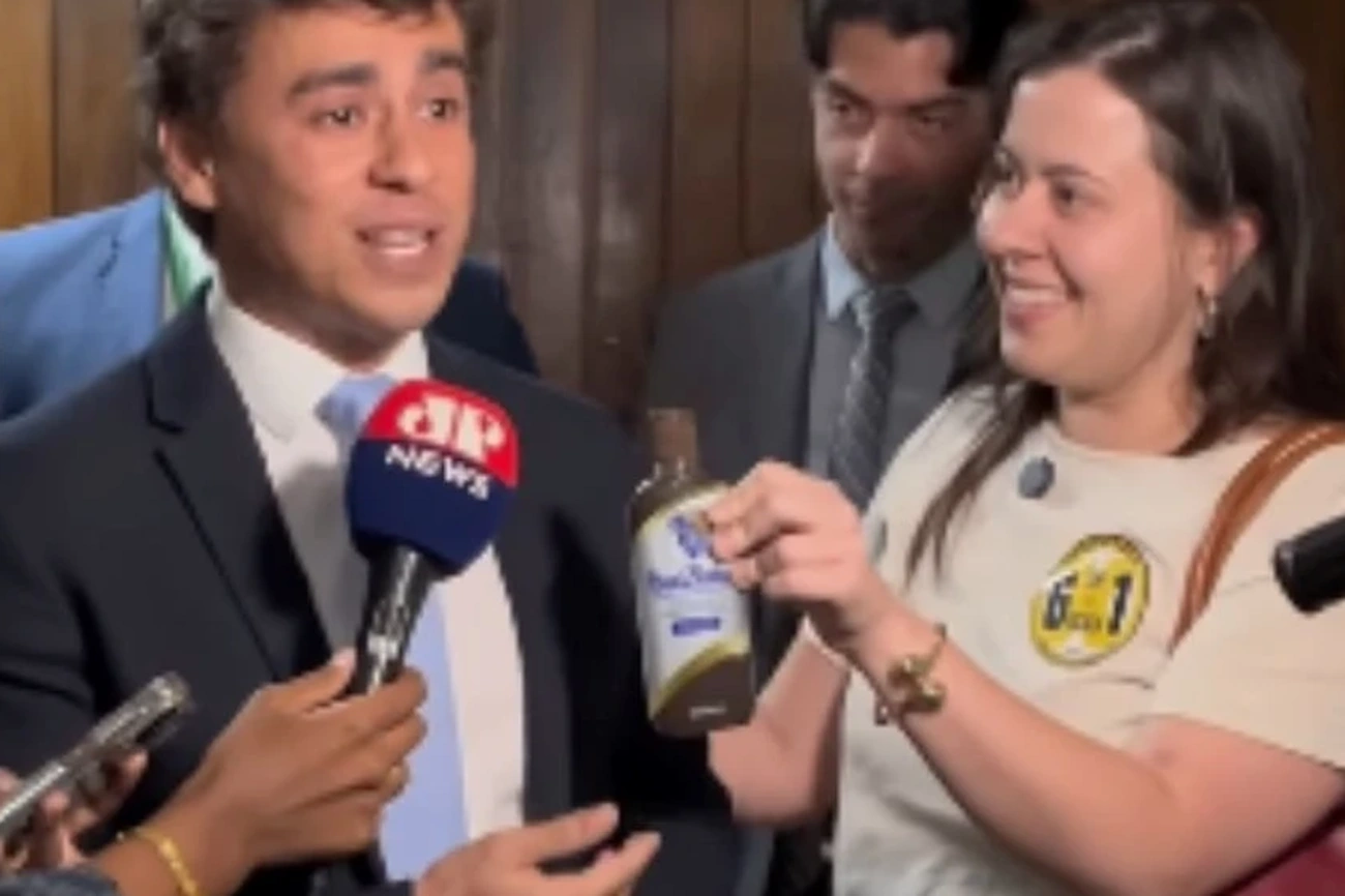 Federal Deputy Sâmia Bomfim Exposes Nikolas Ferreira with Peroba Oil Amid PECApproval
