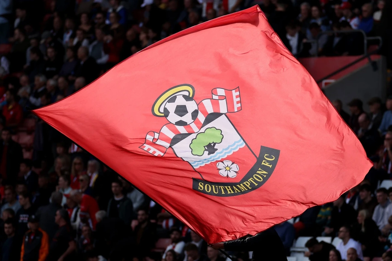 Southampton admite espionagem agora perde 200 milhões