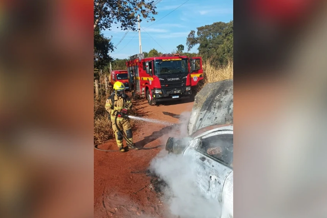 Vehicle Fire in Ituiutaba Rural Area Contained Quickly Today