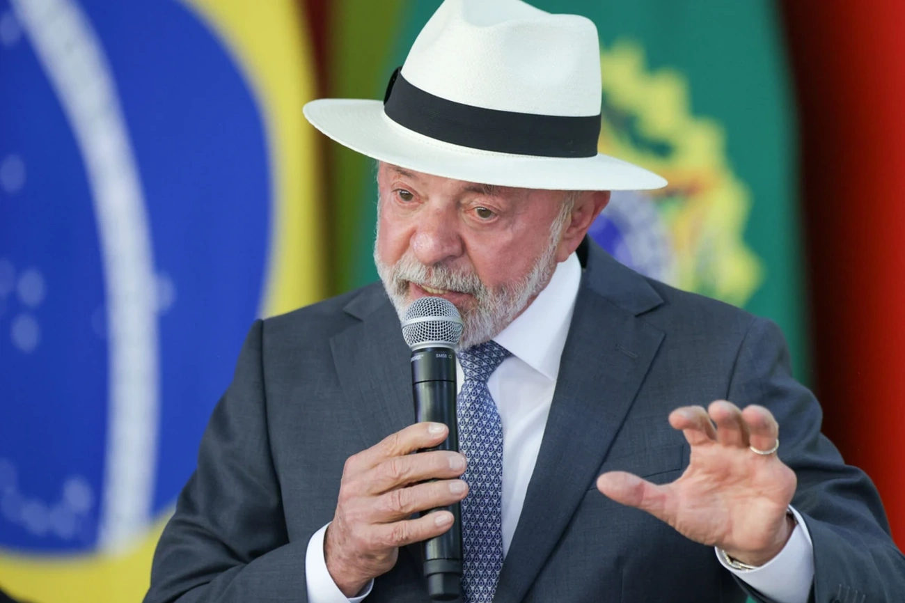 Lula Speaks Out: Womens Lives Made Harder by Double Workday Crisis Today